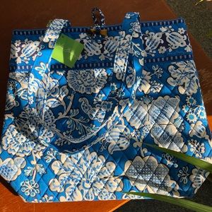 New Vera Bradley Tote in Blue Lagoon